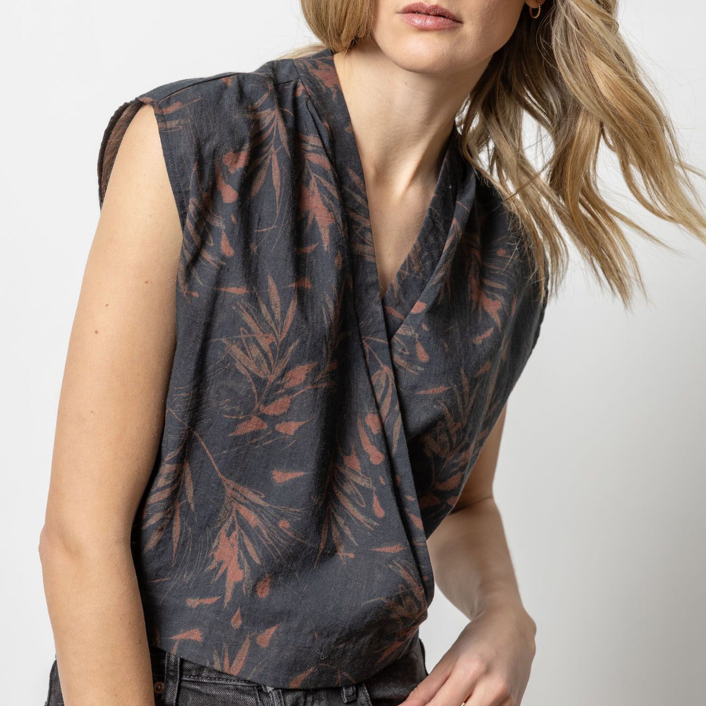 LILLA P DOLMAN WRAP TOP