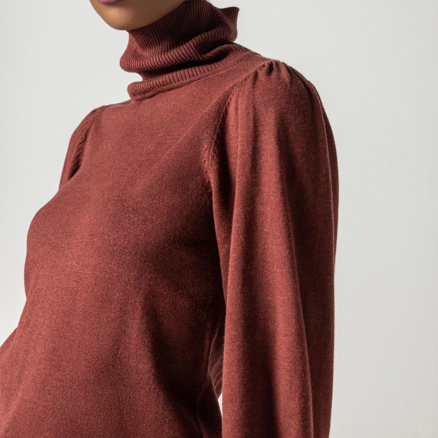 LILLA P PUFF SLEEVE TURTLENECK