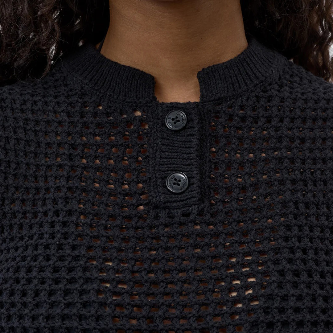 CLOSED CREWNECK VEST