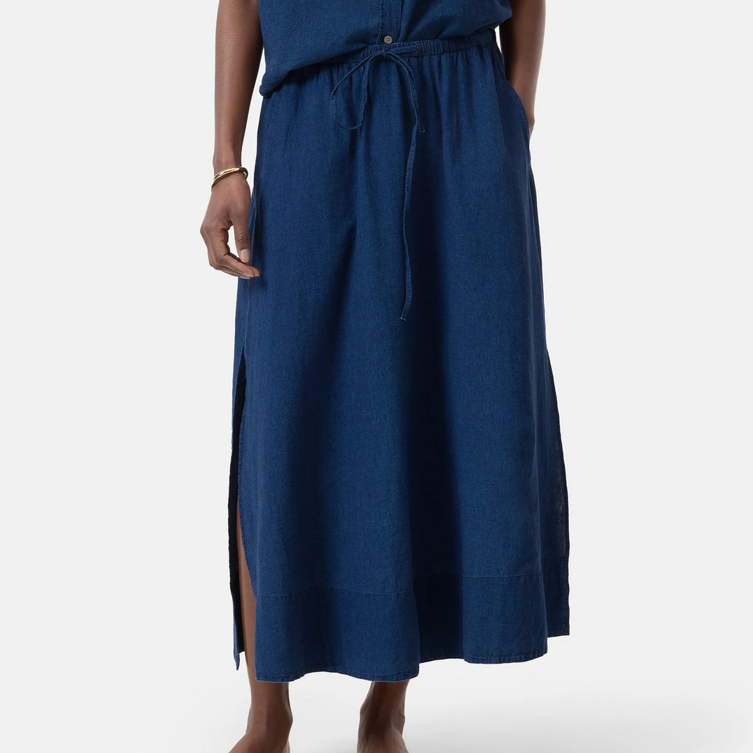 CLOSED SKIRT