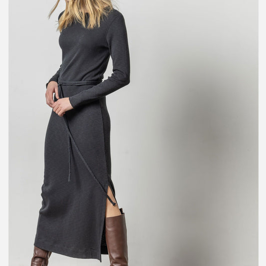 LILLA P BELTED MAXI DRESS