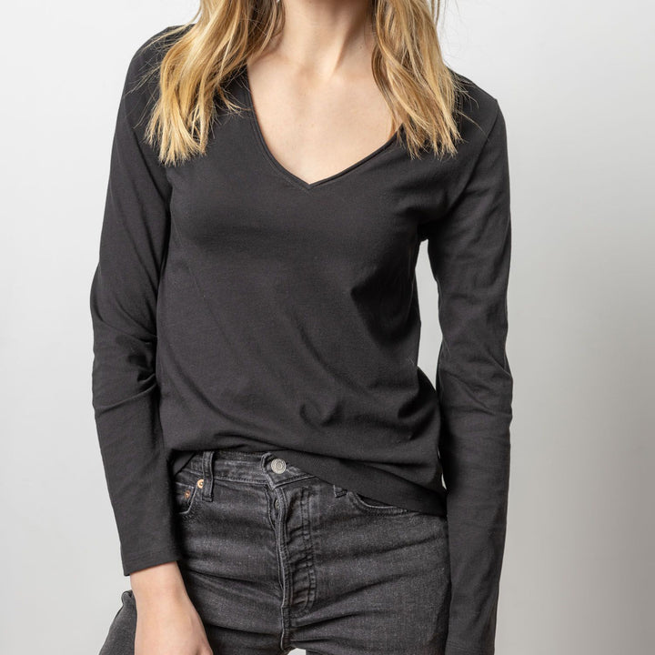 LILLA P ROLLED EDGE V-NECK