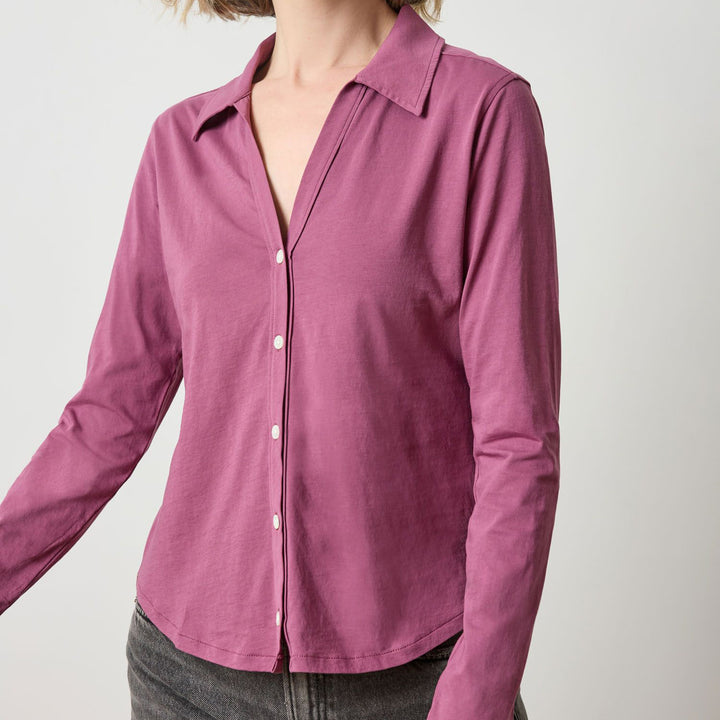 LILLA P SPLIT NECK BUTTON DOWN