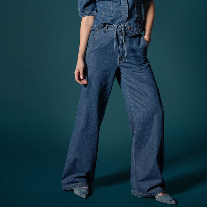 LILLA P STRAIGHT LEG JEAN