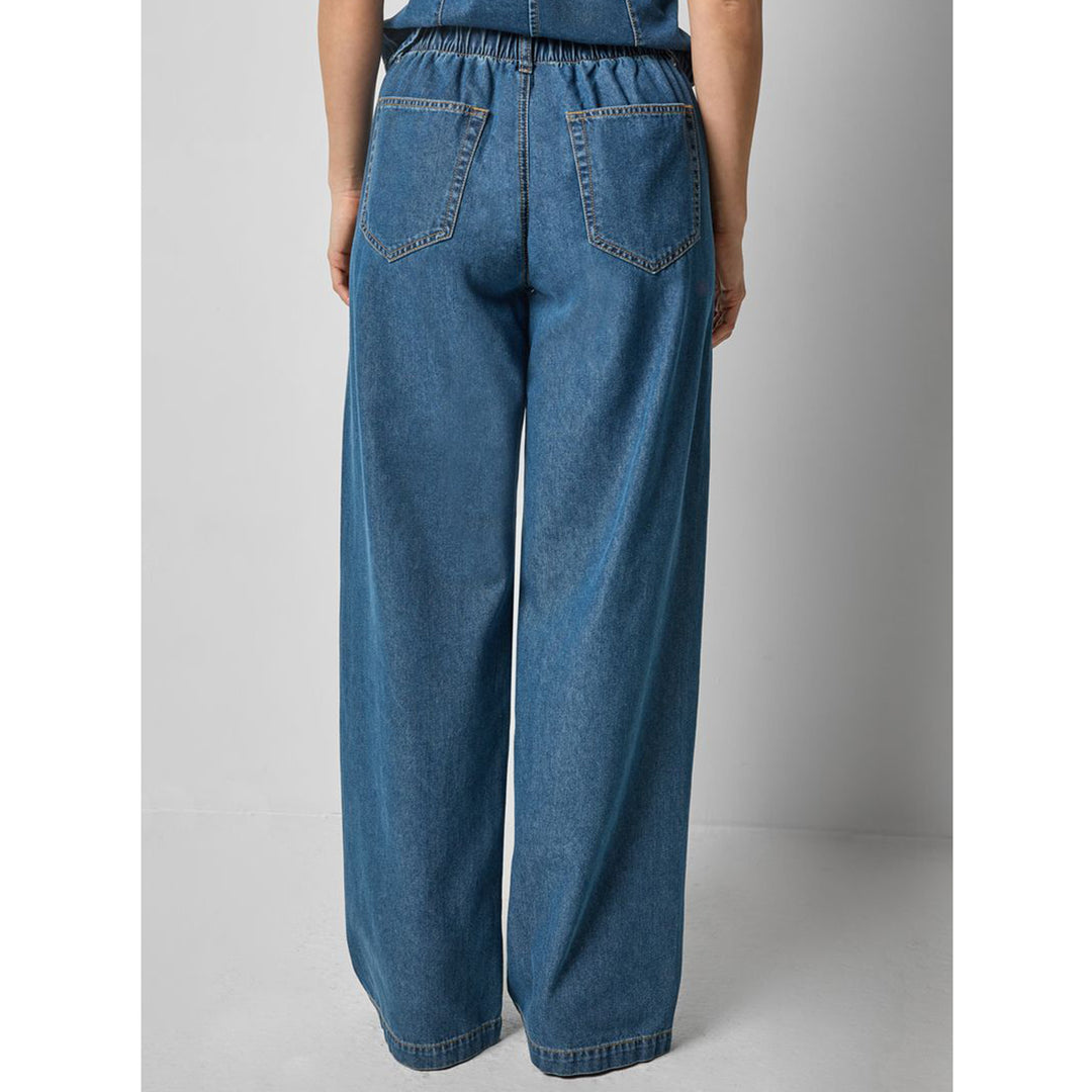 LILLA P STRAIGHT LEG JEAN