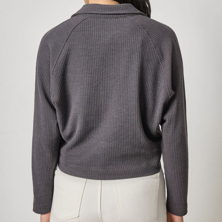 LILLA P EASY RAGLAN BUTTON DOWN